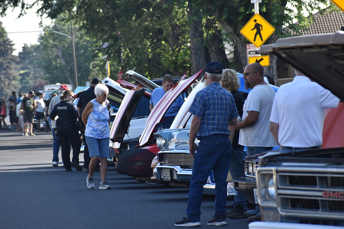 Saturday was a toasty 100 degrees out, but that didn’t stop people from enjoying the 2024 Anything with Wheels Car Show & Shine in Ephrata.