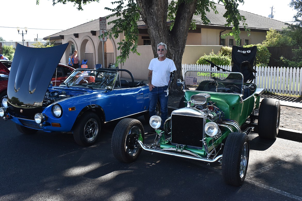 Kerry Taylor of Soap Lake brought two vehicles, the one on the right in green won him the Best of the Pre 30’s Trophy.