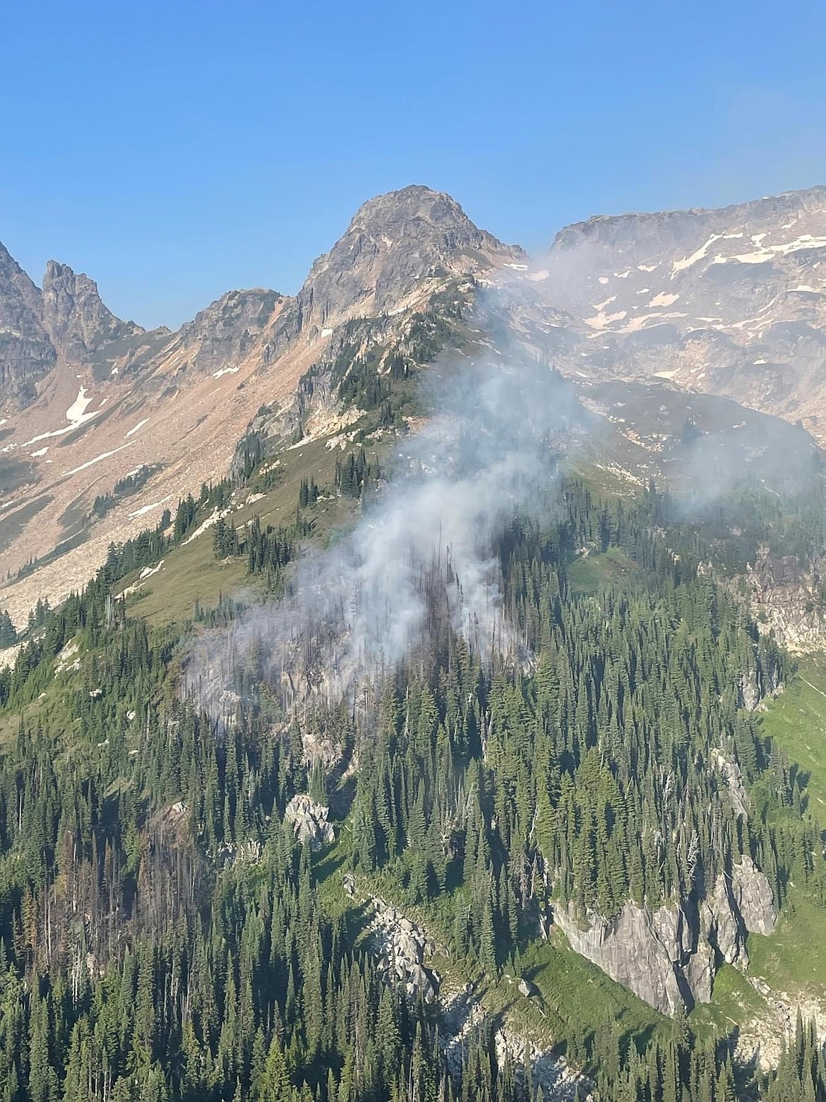 The Miners Complex fires consist of nine different wildfires started by a lightning storm that caused 1,000 lightning strikes. The fire is located in Mt. Baker-Snoqualmie National Forest is 500 acres and not contained.