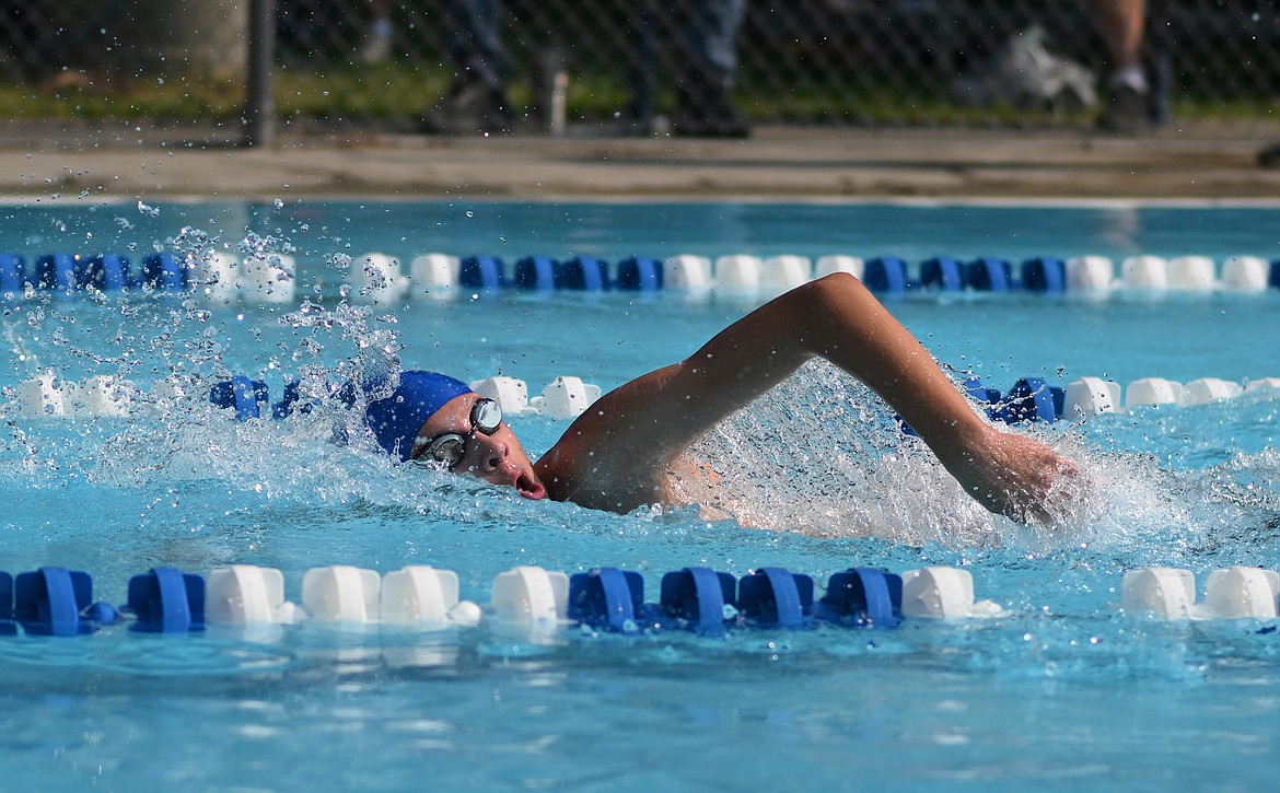 Fjord Borgen swims in the 200 freestyle mixed medley.