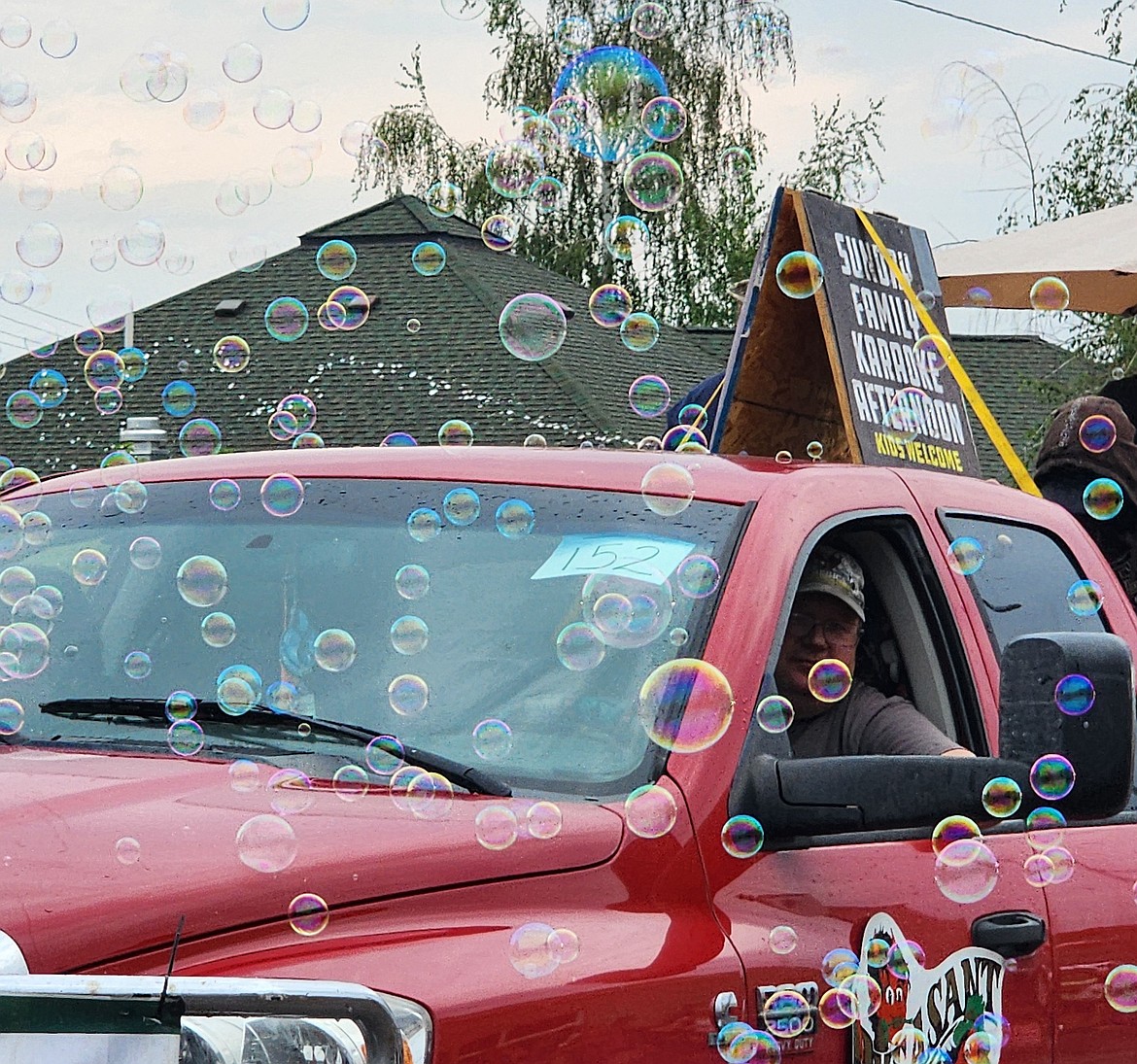 The Pheasant's float in the Pioneer Days Parade featured a cloud of bubbles that everyone enjoyed. (Berl Tiskus/Leader)