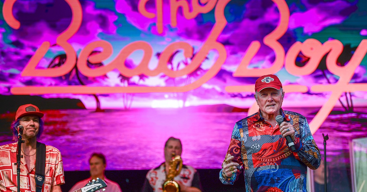 PHOTOS: The Beach Boys bring classic surf vibes to Kalispell