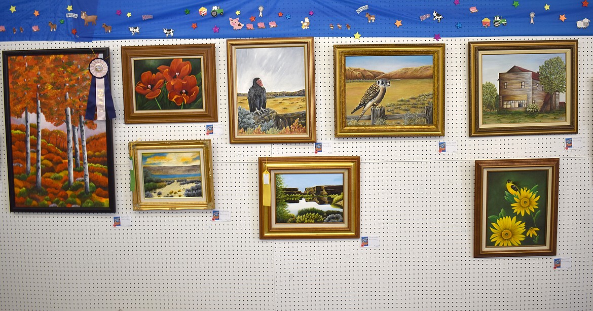 Much of the art on display at the Desert Artists’ Grant County Fair building was centered around native wildlife and local landscapes.