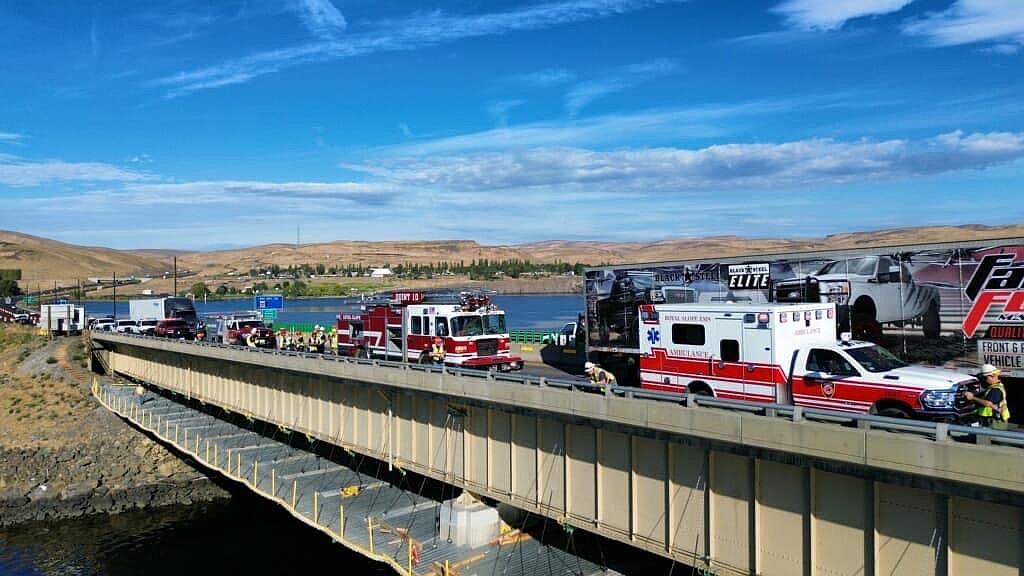 Royal Slope Fire Rescue EMS learns how to safely access and remove a bridge maintenance employee who fell from the bridge deck onto lower portions of the bridge. Washington State Patrol managed the traffic on the bridge.