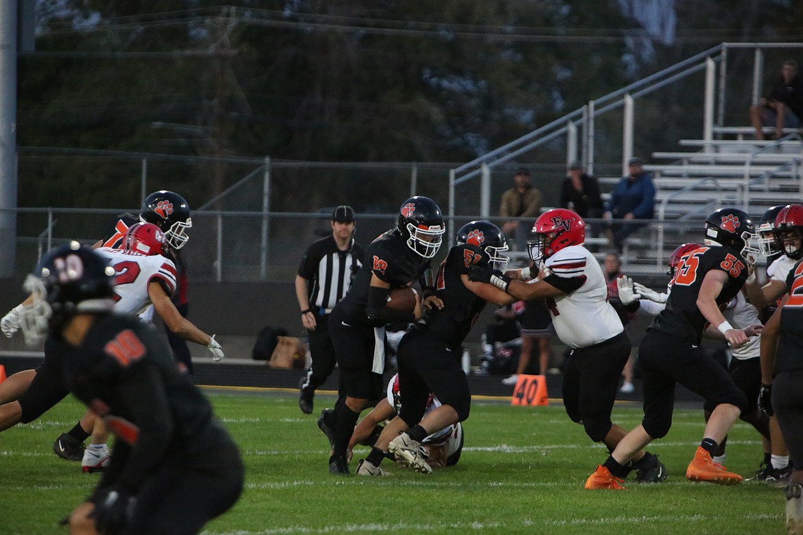 Ephrata junior Brady Hendrick (4) carries the ball during a game against East Valley (Yakima) last season. Ephrata finished last season with a 6-4 record, splitting the Central Washington Athletic Conference title with Othello and making their second straight appearance in the 2A State Football Tournament.