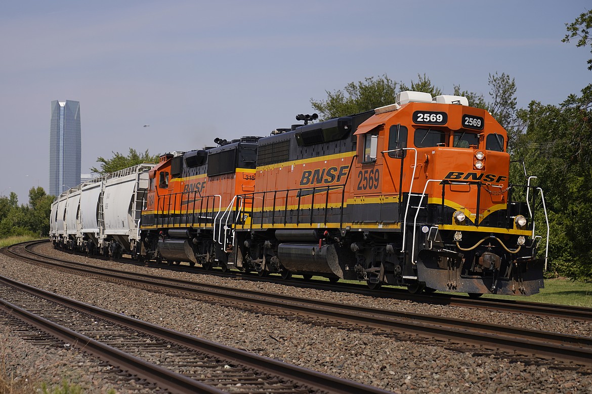 A BNSF locomotive heads south out of Oklahoma City, Sept. 14, 2022. (AP Photo/Sue Ogrocki, File)