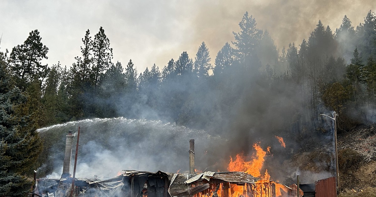 Fire destroys historic Wolf Lodge Steakhouse in Coeur d’Alene