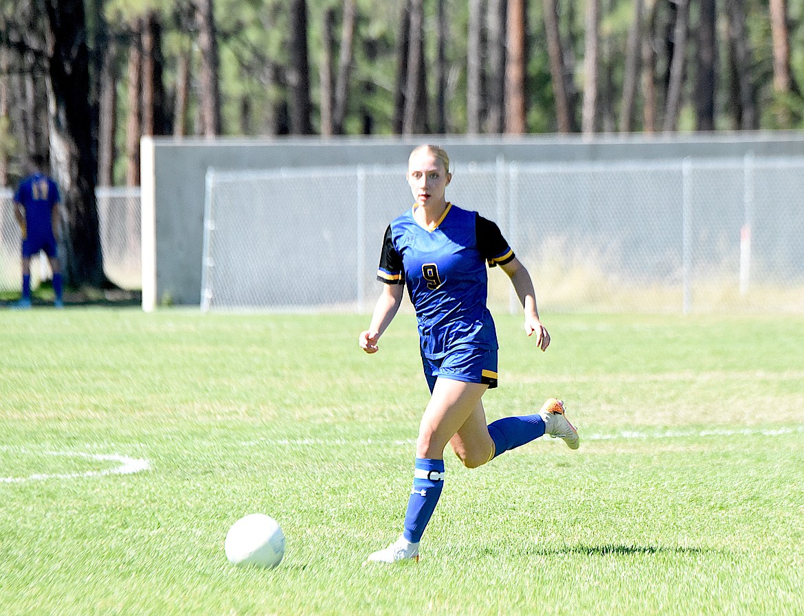 Libby's Morgan Hayes looks upfield against Frenchtown Saturday, Aug. 31, 2024. Hayes scored a goal in Libby's 7-0 win. (Scott Shindledecker/The Western News)