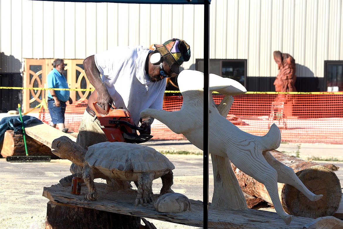 Clash of the Carvers International Chainsaw Carving Competition