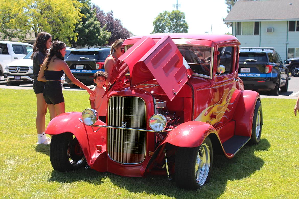 Tony Bell’s 1930 Model A draws some interested spectators.