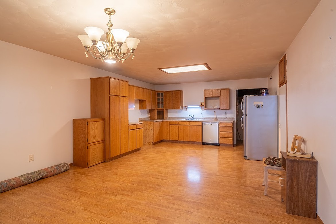 The kitchen in Hartline’s store-turned-home measures more than 300 square feet, leaving plenty of space for seating or an island.