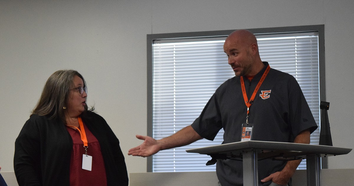ephrata-school-board-chair-announces-resignation-columbia-basin-herald