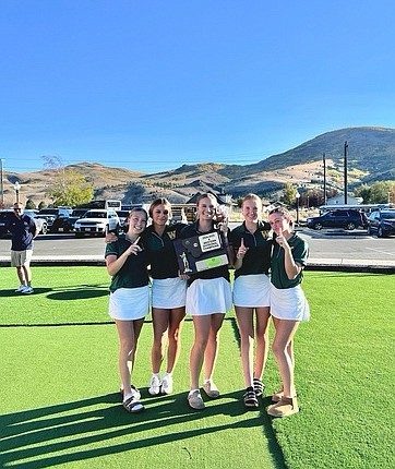 Whitefish girls golf wins Western A Divisionals. (Photo provided by Shaun Forrest)