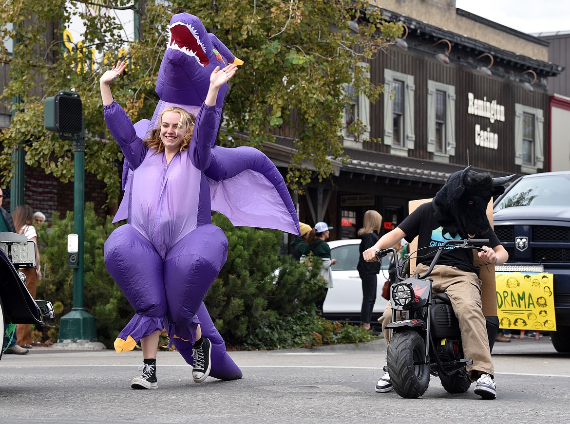 Making way for the drama float at the homecoming parade on Friday, Oct. 4. (Kelsey Evans/Whitefish Pilot)