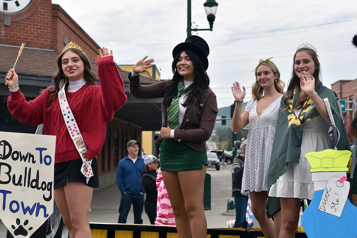 The Whitefish homecoming parade comes through town on Friday, Oct. 4. (Kelsey Evans/Whitefish Pilot)