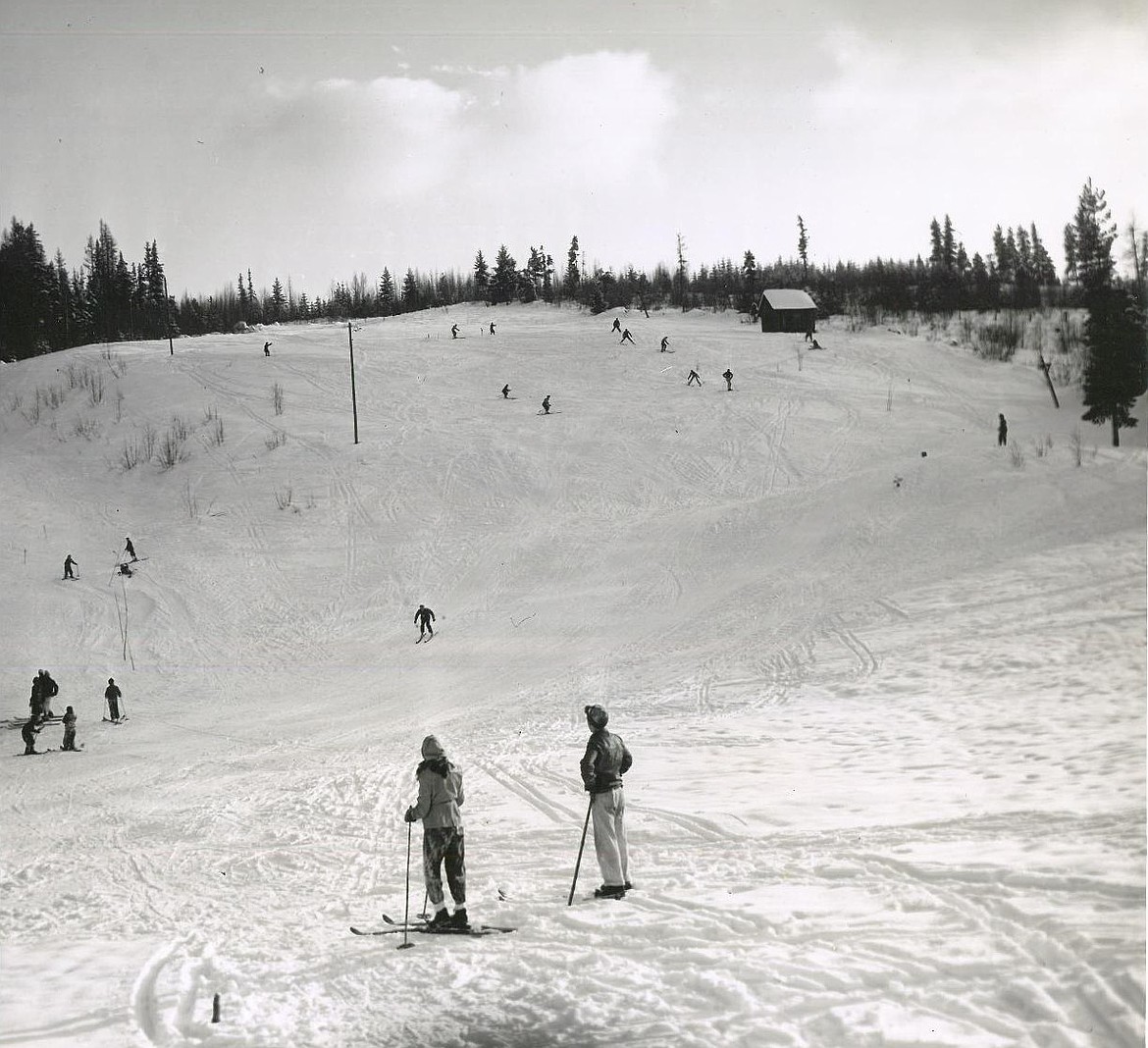 Before becoming a community sled hill, the property was the site of a local ski hill that operated in the mid-20th century.