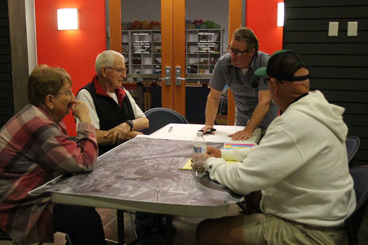 A meeting to find out what residents think should be retained and what should be changed when it comes to getting around Moses Lake was held Monday. It included group discussions, pictured.