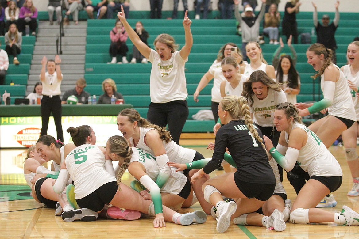 5A Region 1 volleyball championship: Lakeland on to state with an  exclamation point | Coeur d'Alene Press