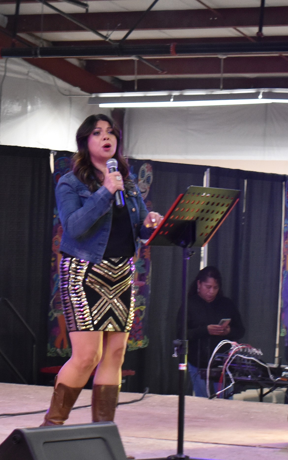 Singer Mari Vela performs at the Moravida Festival Saturday.