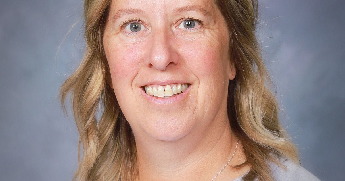 Ephrata names girls golf coach