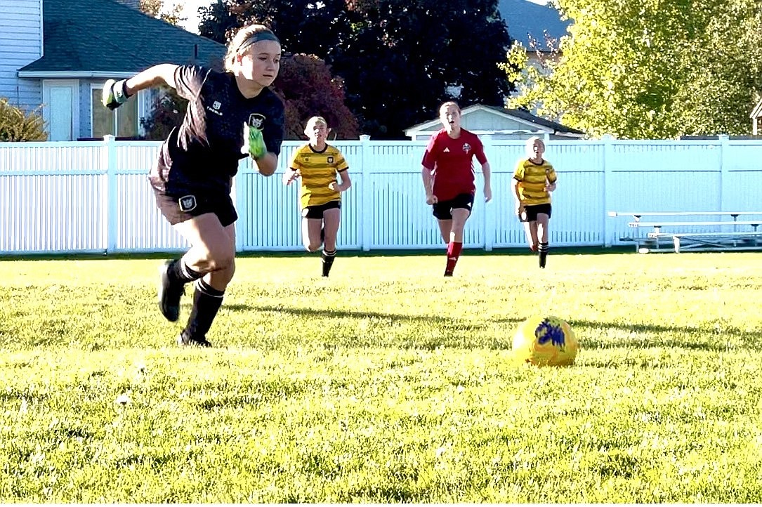 Photo by JULIE SPEELMAN
The Sting Girls 11 soccer team beat the Storm FC G11/12 Tollett 3-0 in Cheney. Kynleigh Rider, Gracie McVey and Elle Sousley each scored for the Sting. Pictured is Sting goalie Hailey Viaud ( goalie), along with teammates Evelyn Haycraft, second from left, and Avery Thompson, right in yellow.