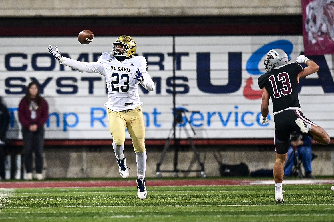 UC Davis tight end Winston Williams (23) makes a juggling catch in the second quarter against Montana at Washington-Grizzly Stadium on Saturday, Nov. 9. (Casey Kreider/Daily Inter Lake)