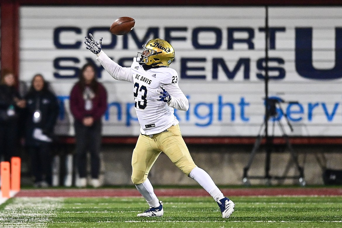 UC Davis tight end Winston Williams (23) makes a juggling catch in the second quarter against Montana at Washington-Grizzly Stadium on Saturday, Nov. 9. (Casey Kreider/Daily Inter Lake)