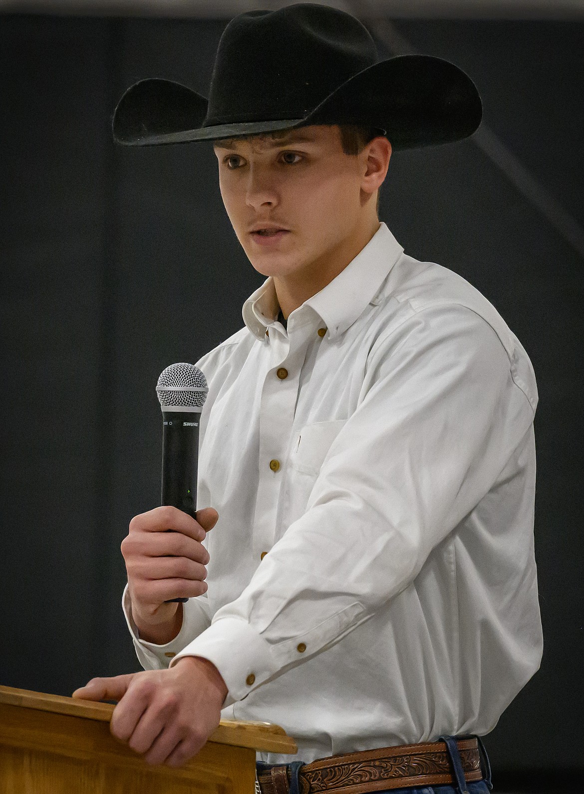 Plains senior Matthew Wyatt speaks at the Veterans Day assembly. (Tracy Scott/Valley Press)