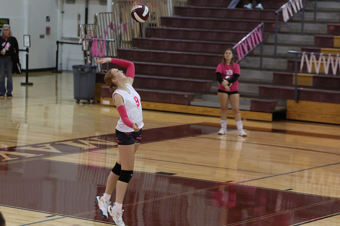 Moses Lake senior Kaelsy Wiltbank serves the ball to Sunnyside during a match against the Grizzlies on Oct. 10.