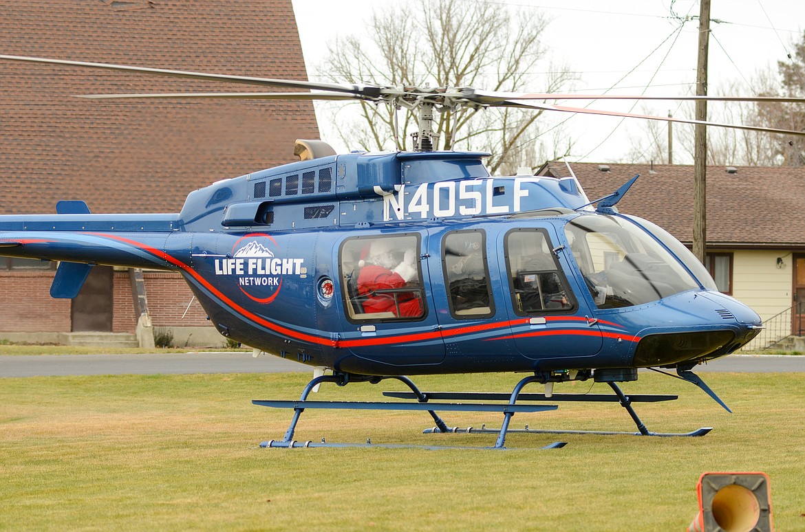 Santa Claus flies in at Lind-Ritzville High School in a helicopter at last year’s Winter Fest in Ritzville.