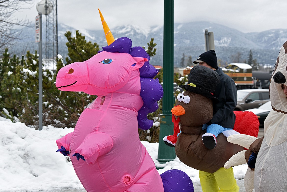 Well over 1,000 people participated in the North Valley Food Bank's 15th Annual Whitefish Turkey Trot on Thursday, Nov. 28. (Kelsey Evans/Whitefish Pilot)