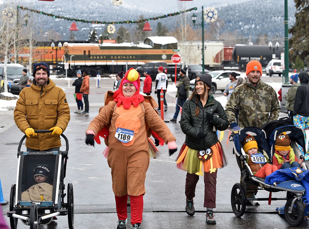 Well over 1,000 people participated in the North Valley Food Bank's 15th Annual Whitefish Turkey Trot on Thursday, Nov. 28. (Kelsey Evans/Whitefish Pilot)