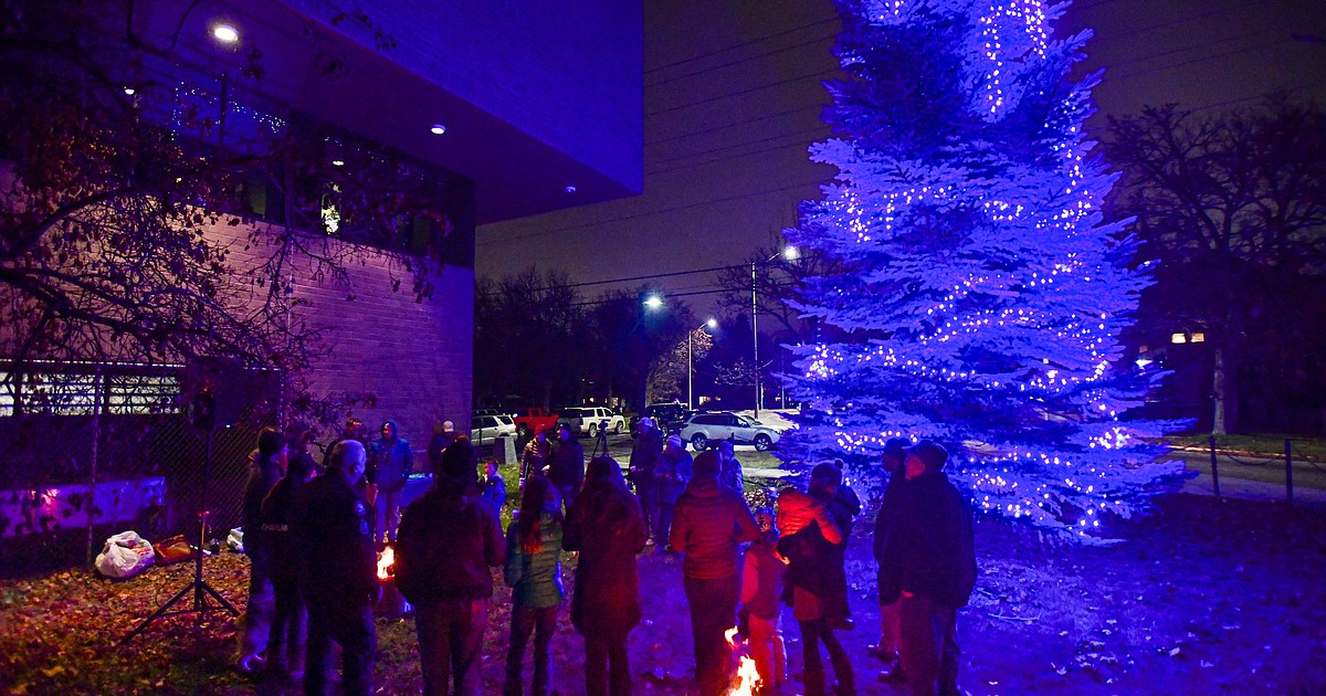 Blue Light Christmas Tree Lighting | Daily Inter Lake