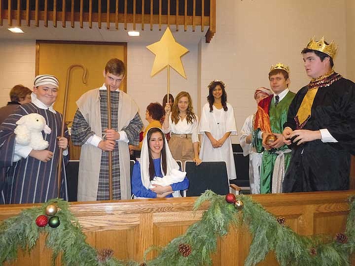 This live depiction of the birth of Jesus was part of the Mattawa Community Christmas Celebration held in 2012. Pictured are: Brennon Zirker, Regan Calaway, Valerie Cruz, Jonah Gallacci, Jack Yorgesen, Matthew Yorgesen, Diana Cruz and Danielle Bird.