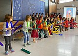 Cherry Valley students sing with Sneezy