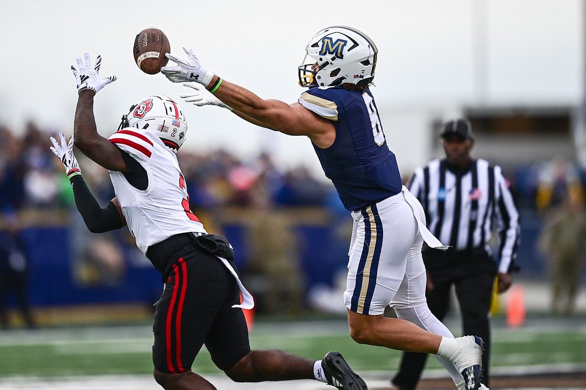 Montana State tight end Rohan Jones (8) can't reach a pass in the second quarter during an FCS semifinal game against South Dakota at Bobcat Stadium on Saturday, Dec. 21. (Casey Kreider/Daily Inter Lake)