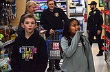 Othello, ACSO, WSP officers bring holiday cheer