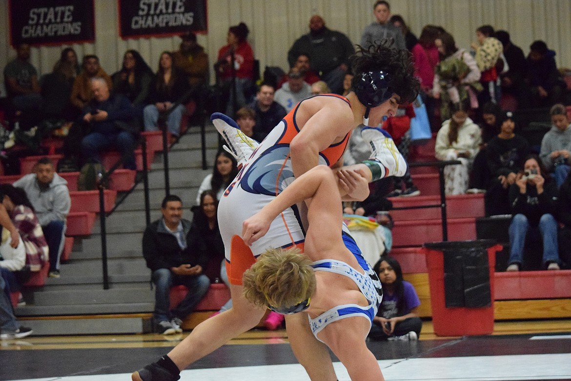 Wrestlers from all around the region traveled to Saturday’s Leonard Schutte Round Up, hosted by the Othello Huskies. Othello won the tournament, scoring 280 points as a team.