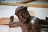 Coeur d'Alene artist completes sculpture of Jesus Christ on the cross