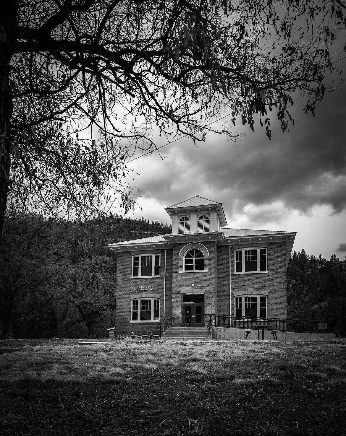 Paradise school was built in 1910 and closed in 2013. (Tracy Scott/Valley Press)