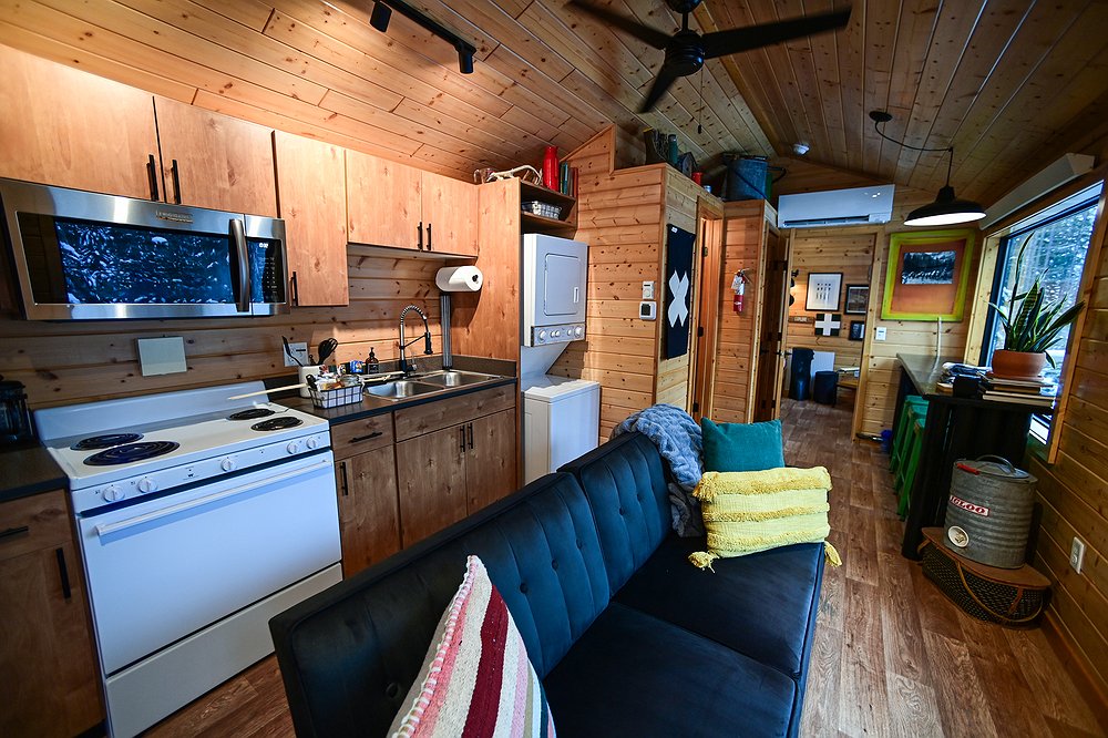 0126_LOC_DIL_Cabins_at_Blacktail_6.jpg.1