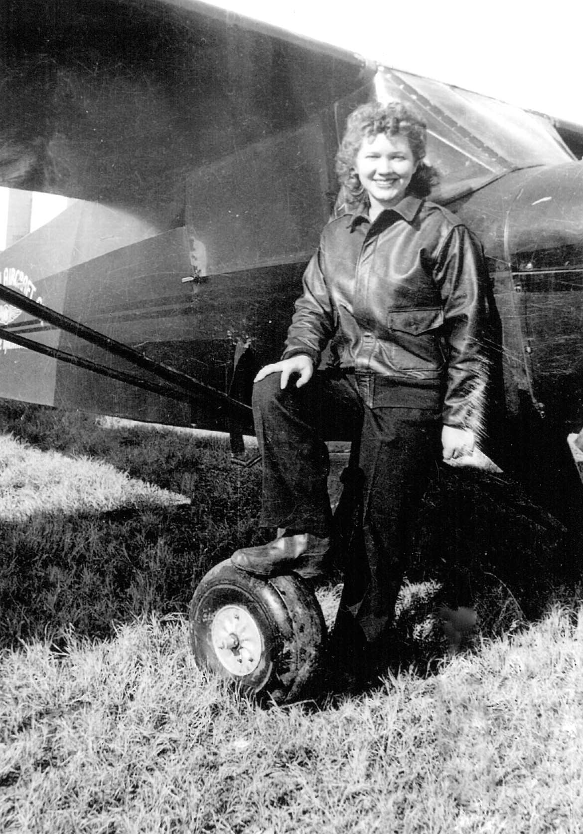 Betty Warnick learned to fly at 19, and didn’t tell her parents until it was time to get their permission to solo.