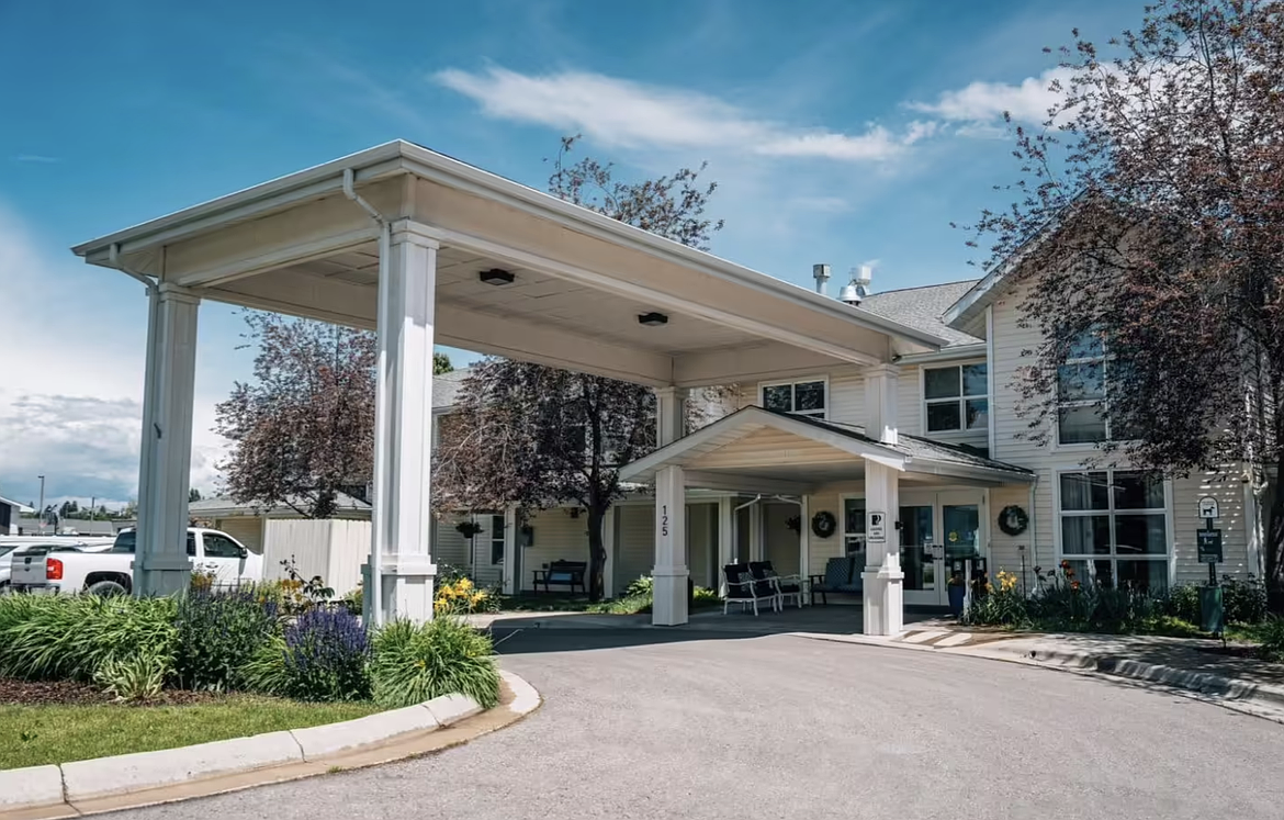 Signs It Might Be Time for Assisted Living or Memory Care | Daily Inter ...