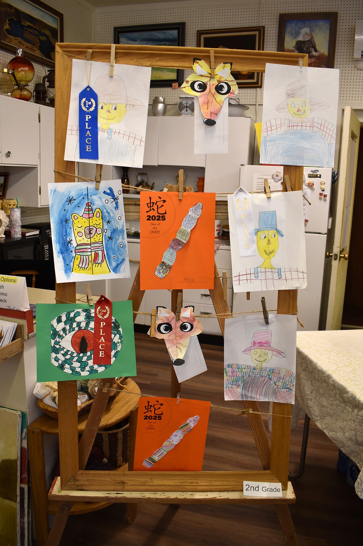 Almira/Coulee-Hartline students got to have their own art show at the Coulee City Art Walk Friday, hosted by the Highlighters Art Club.