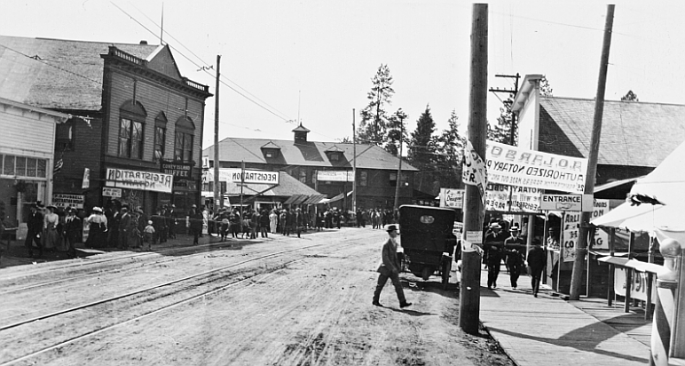 On the right side of this Museum of North Idaho photo that was likely taken circa 1908, shows an example of the wooden sidewalks that were mandated in the downtown Coeur d’Alene corridor by Village Ordinance No. 16. The walkway was expected to be 8 feet wide and constructed of wooden planks nailed to stringers placed 8 feet apart.