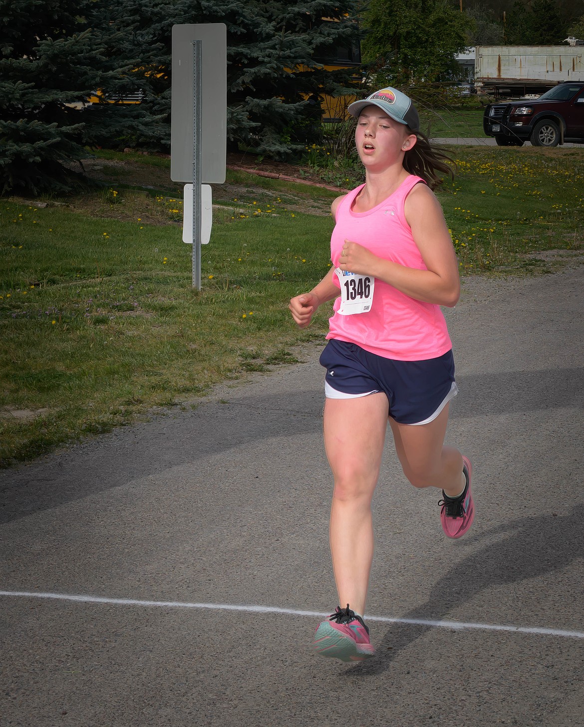 Lori Elverud takes first place in the women's 10K category. (Tracy Scott/Valley Press)