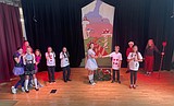 Follow the brightest star straight to ‘Alice in Wonderland Jr.’