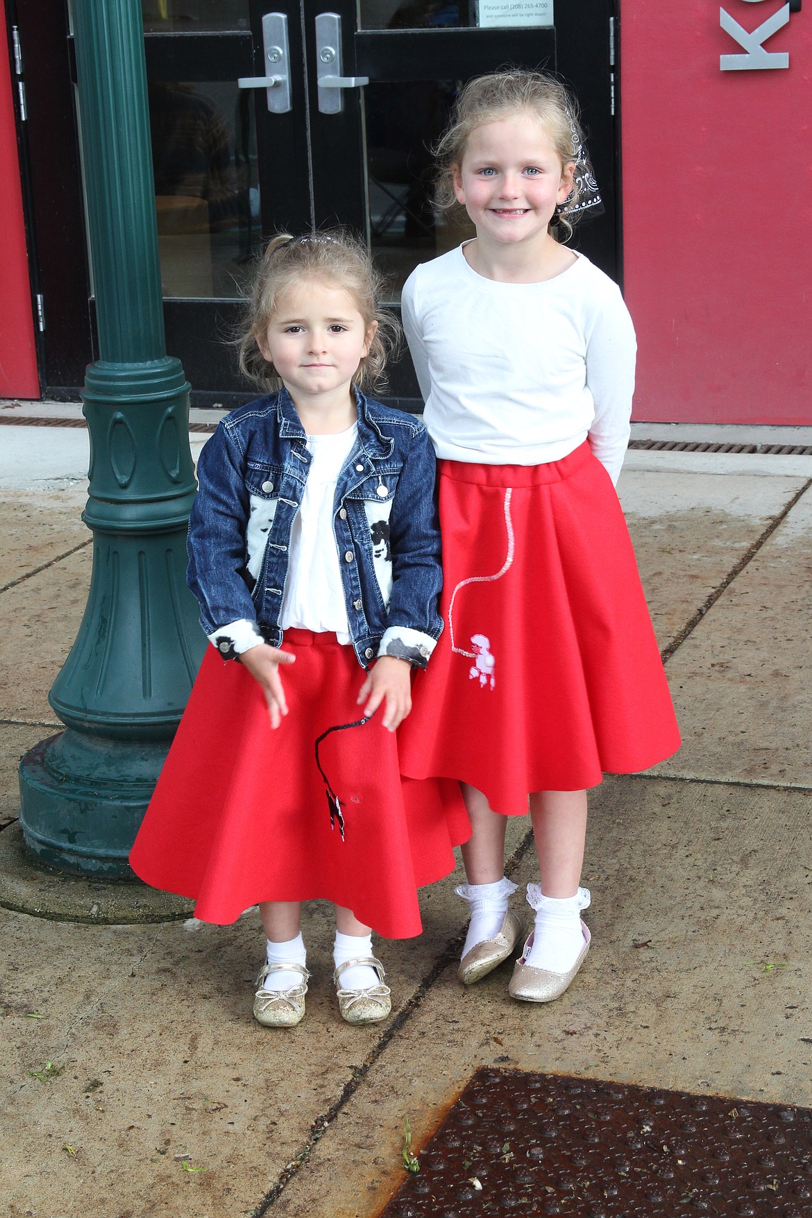 Scenes from the 2025 Lost in the '50s classic car cruise.