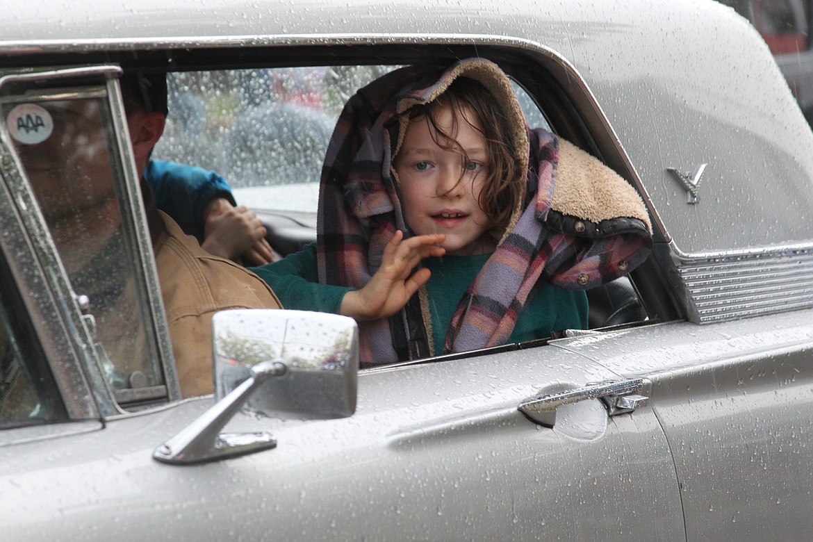 Scenes from the 2025 Lost in the '50s classic car cruise.