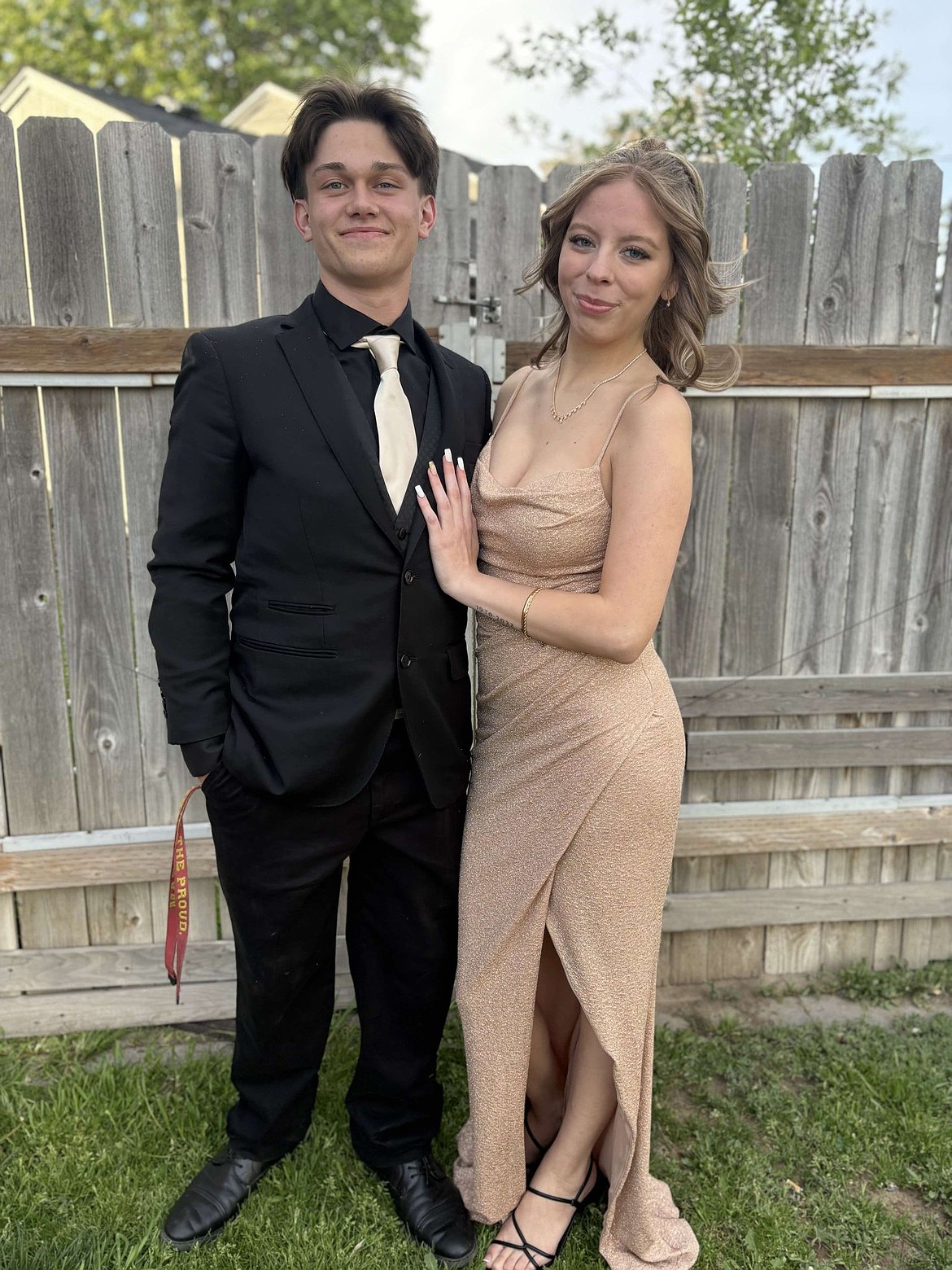 Devin Runnion and Yasmin Bedolla, Ephrata High School.